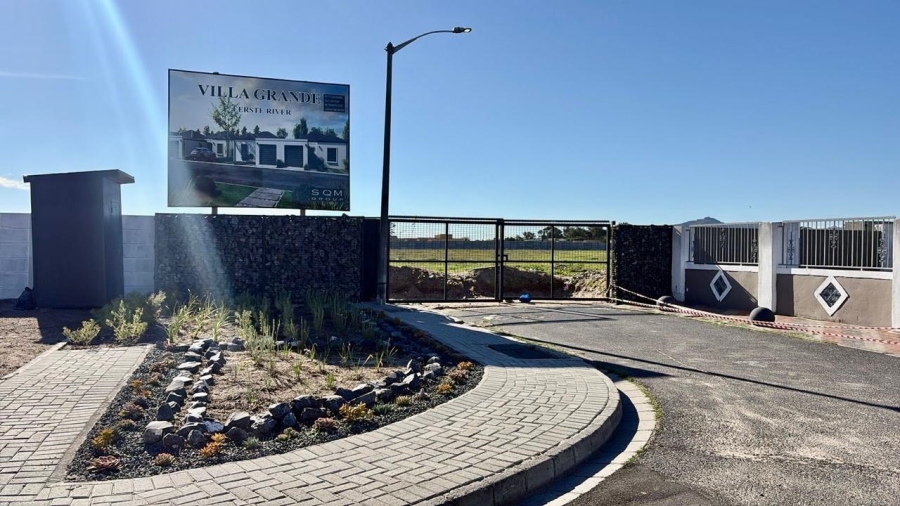 3 Bedroom Property for Sale in Silwood Heights Western Cape